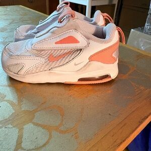 Nike Kids' White and Peach Sneakers